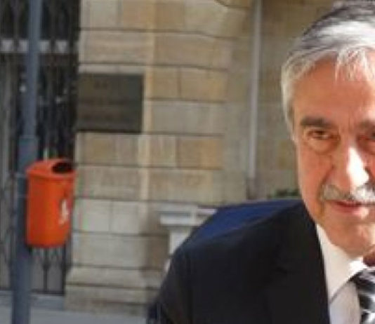 Ποίος καταλαβαίνει όσα λένε;