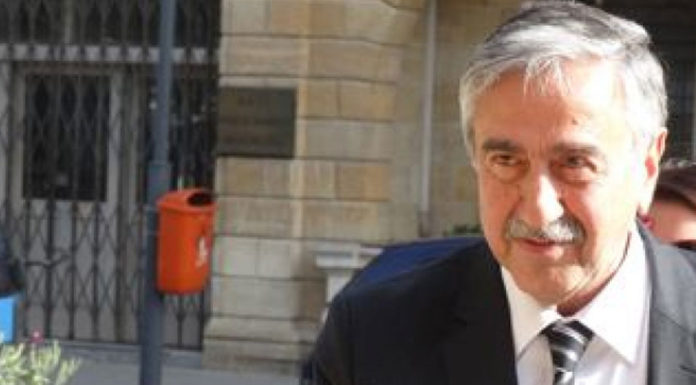 Δέχθηκε απειλές από Ερντογάν για να μην είναι υποψήφιος λέει ο Ακιντζί