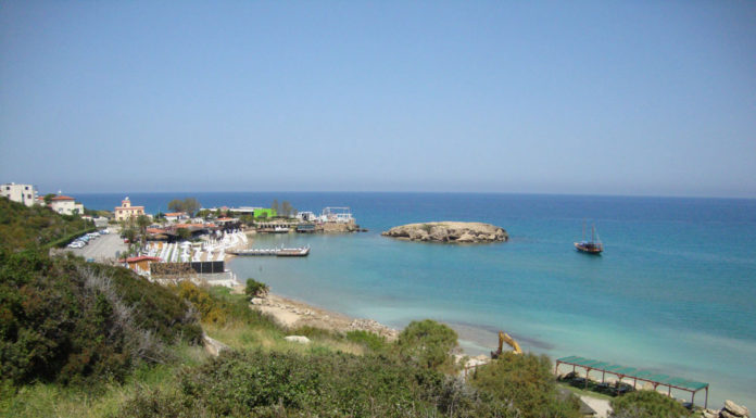 Άφησαν τις αναμνήσεις τους και έφυγαν…Του Σενέρ Λεβέντ