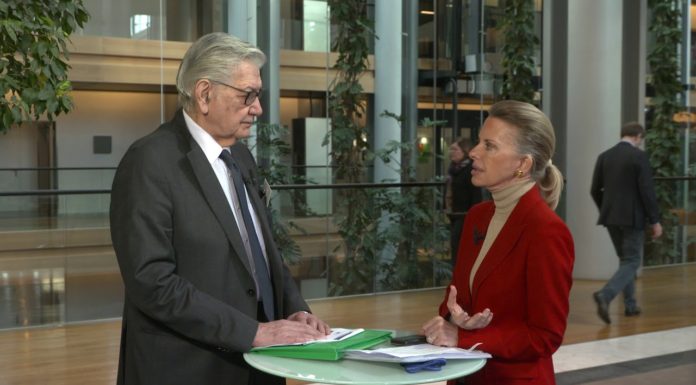 Ελίζα Βόζεμπεργκ