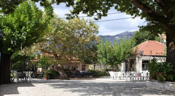 Αράχωβα Αιγιαλείας : Το χωριό που ανέδειξε μεγάλες μορφές στα γράμματα και στις τέχνες