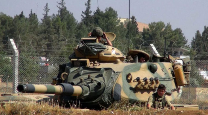 Ισχυρά πλήγματα στη Συρία δέχεται η Τουρκία