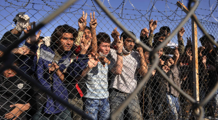 Λίγη σοβαρότητα στο μεταναστευτικό