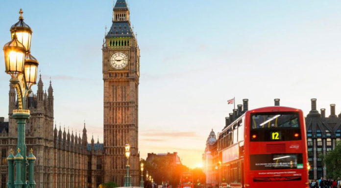 Μέι για Brexit : Είναι η καλύτερη δυνατή συμφωνία