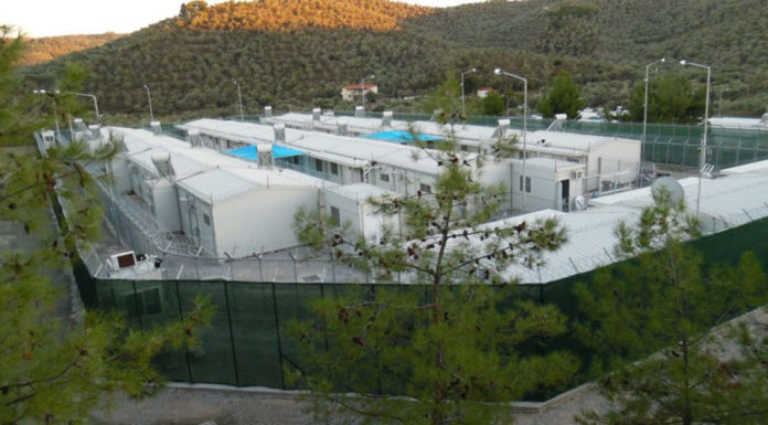 Σάλος για ΜΚΟ που εξαιρεί τη Μόρια από την Ελλάδα