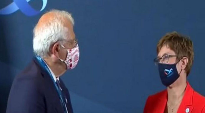 Αποκαλυπτικός διάλογος Μπορέλ – Καρενμπάουερ