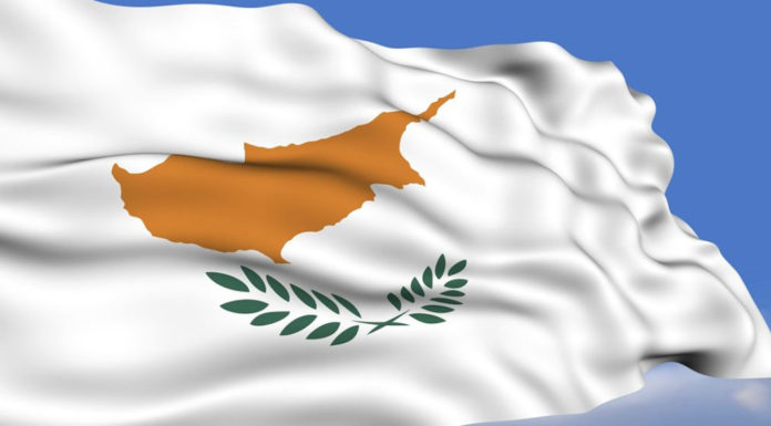 Τα βαρίδια κρατούν αιχμάλωτη τη χώρα