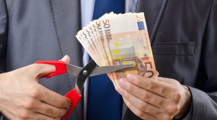 Έχουμε στις τσέπες «χρήμα χωρίς… αντίκρισμα»