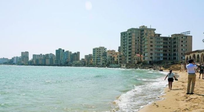 Προανήγγειλε έργα στα Βαρώσια ο Τούρκος Υπουργός Περιβάλλοντος