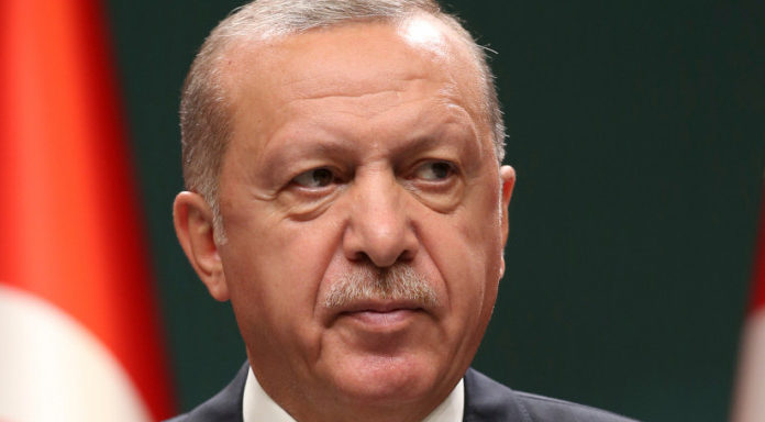 Bloomberg για τον τυχοδιώκτη Ερντογάν: Η ατιμωρησία τού δίνει φτερά -Κάνει ό,τι κάνει επειδή τη γλιτώνει