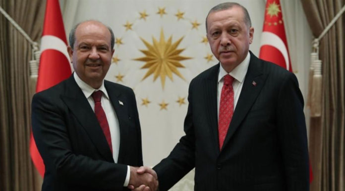 Ερντογάν – Τατάρ: Ανοίγουν μέρος της παραλίας των Βαρωσίων