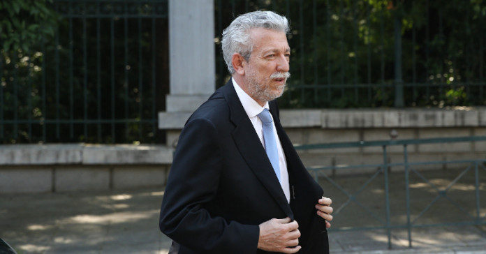 Παραιτήθηκε από την ΚΕ του ΣΥΡΙΖΑ ο Σ. Κοντονής & καταγγέλλει Τσίπρα για τη Χρυσή Αυγή