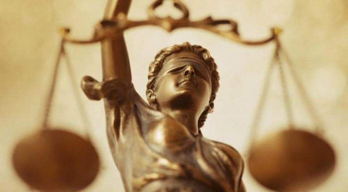 Το 77% των Ευρωπαίων ζητά σύνδεση των κονδυλίων της ΕΕ με το σεβασμό του κράτους δικαίου