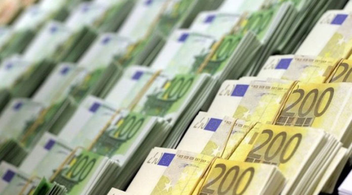 Ταμειακά διαθέσιμα: Το περιβόητο “μαξιλάρι” έχει μόνο … “άχυρα”!