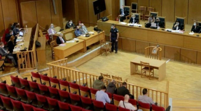 Η μεταπολίτευση συνεχίζεται