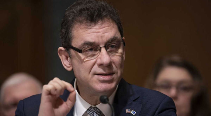 Αισιοδοξία Μπουρλά για χάπι κατά του κορωνοϊού εντός της χρονιάς