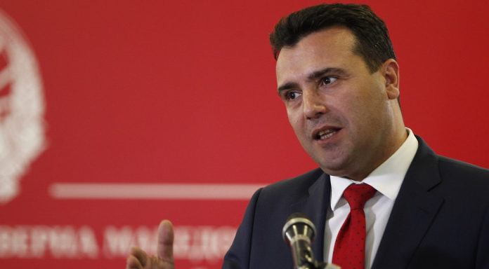 Βόρεια Μακεδονία: Σε δύσκολη θέση ο Ζάεφ μετά τις δηλώσεις του για τη Βουλγαρία -Συνεχίζονται οι αντιδράσεις στα Σκόπια