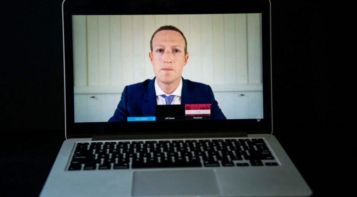 Αγώνας επιβίωσης για τον Mark Zuckerberg> Ποιοι θέλουν να κλείσουν το FΒ