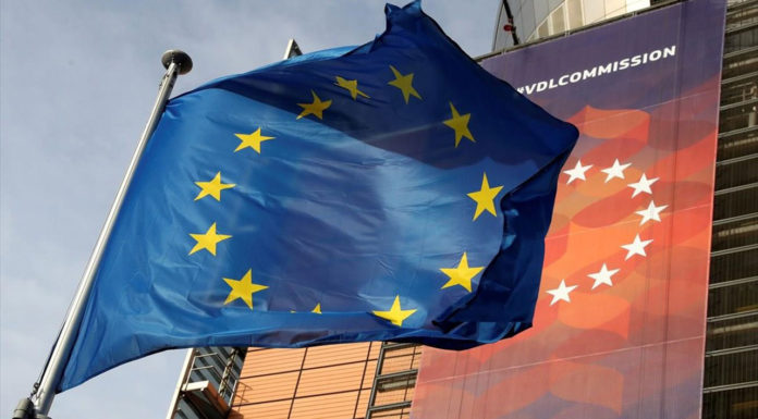 Ερώτηση Βόζεμπεργκ στην Κομισιόν για την άμεση αποκατάσταση των μετακινήσεων των Ευρωπαίων πολιτών