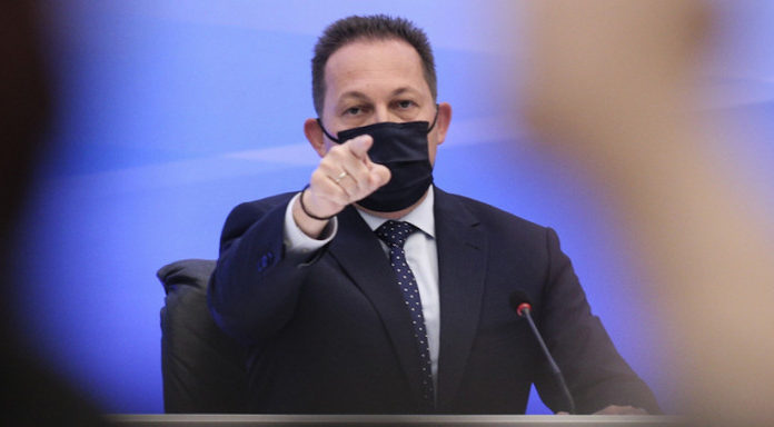 Πέτσας: Κλειστά έως τις 7 Ιανουαρίου σχολεία, εστίαση, διασκέδαση -Απαγόρευση μετακινήσεων από νομό σε νομό