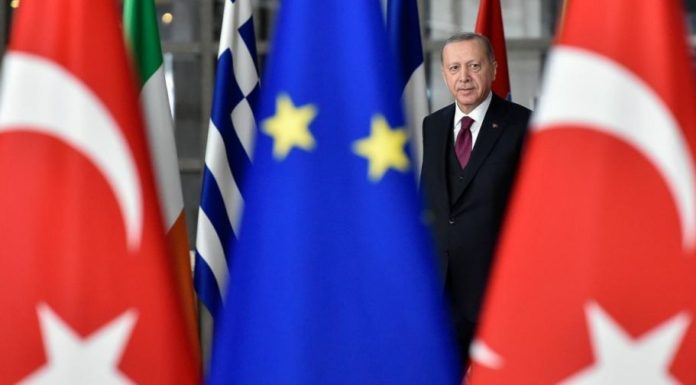 Διστακτική η Ευρώπη να επιβάλει κυρώσεις στην Τουρκία – Επιμένει στις προκλήσεις ο Ερντογάν