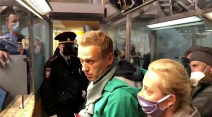 Διεθνείς αντιδράσεις για τη σύλληψη Ναβάλνι