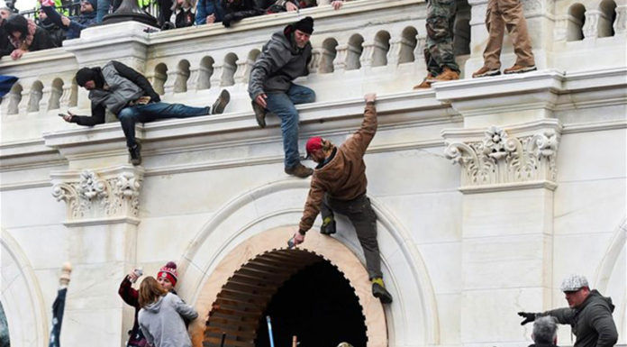 Καραδοκούν οι εχθροί της δημοκρατίας… Του Αθαν. Χ. Παπανδρόπουλου