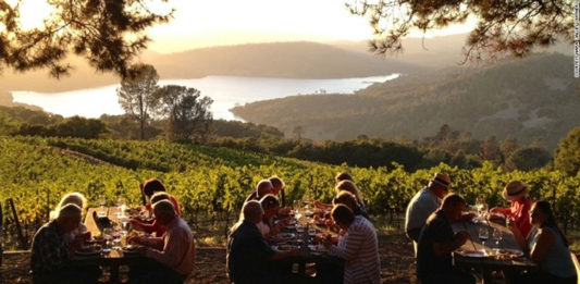 In vino veritas … Της Μαρίας Νέτσικα