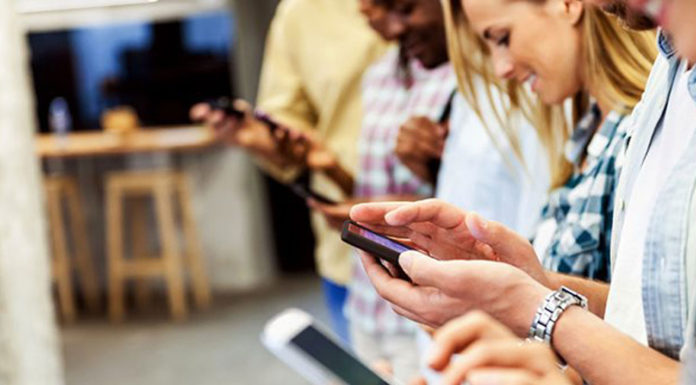 Μειωμένες κατά 10% οι πωλήσεις smartphones στην Ελλάδα το 2020