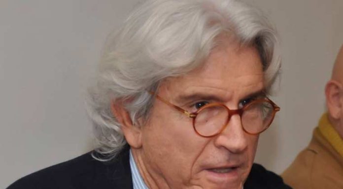 Υμηττός: Τόση μιζέρια!… Toυ Σάκη Μουμτζή