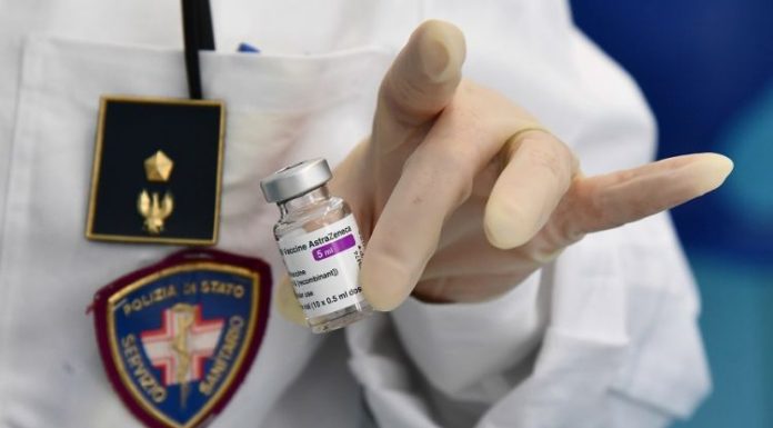 Eμβόλιο AstraZeneca: Πέντε πράγματα που πρέπει να γνωρίζουμε