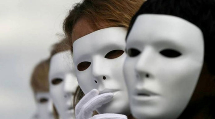 Μικρός το δέμας, μέγας στον εμπαιγμό…. Του Βασιλείου Γρ. Παπαδάκη