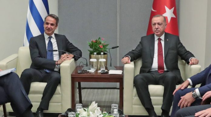 Τσαβούσογλου : Με Δένδια θα συζητήσουμε για συνάντηση Μητσοτάκη – Ερντογάν