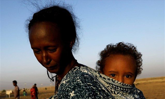 «Women on the move»: Πού βρίσκονται οι περισσότεροι μεταναστευτικοί πληθυσμοί