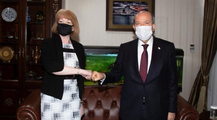 Ανησυχεί τους Βρετανούς αδιέξοδο στη Γενεύη