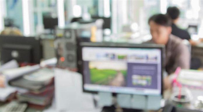 Ο κατώτατος μισθός αυξάνεται στα 780 ευρώ & στα 479 ευρώ το επίδομα ανεργίας