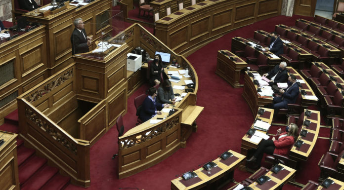 Καταργείται η απλή αναλογική στην Τοπική Αυτοδιοίκηση με νέο νόμο