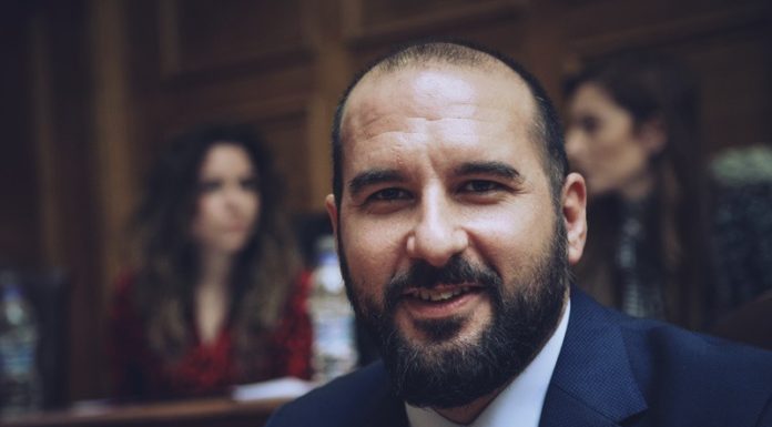 Πολιτικός σάλος για τον…. «εκκαθαριστή» Τζανακόπουλο