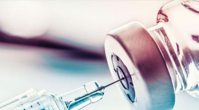 Αξιωματούχος EMA: Σύνδεση του εμβολίου της AstraZeneca με τις θρομβώσεις