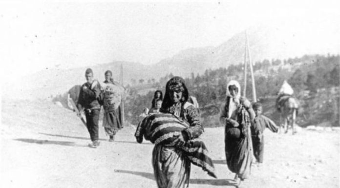 Γενοκτονία των Ποντίων: Χτυπούσαν ανελέητα τα παιδιά με τα μαστίγια