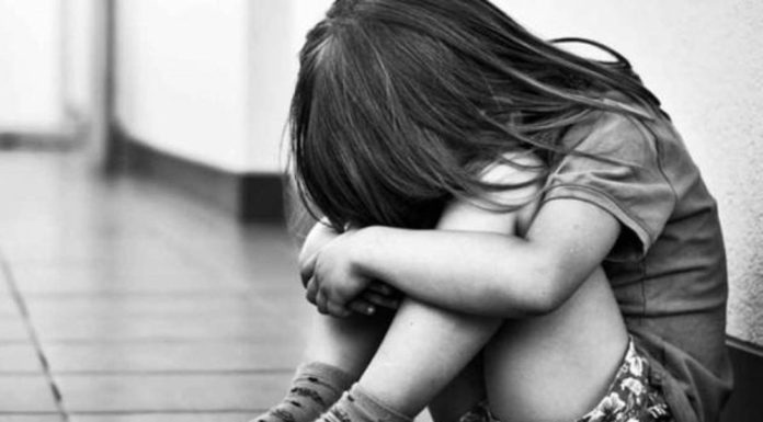 Εκμετάλλευση της απειρίας και της ευπιστίας των παιδιών… Του Θανάση Φροντιστή