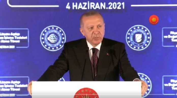 Τ. Ερντογάν: Όπως θαύμασαν τον Πορθητή, θα θαυμάσουν κι εμάς με τη Διώρυγα της Κων/πολης