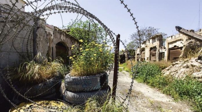 Eπικίνδυνα φαινόμενα συμφιλίωσης με την κατοχή