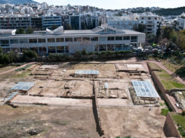 ΕΞΥΓΙΑΝΣΗ ΚΑΙ ΑΝΑΔΕΙΞΗ ΤΗΣ ΕΥΡΥΤΕΡΗΣ ΠΕΡΙΟΧΗΣ ΤΗΣ ΑΚΑΔΗΜΙΑΣ ΤΟΥ ΠΛΑΤΩΝΑ ΚΑΙ ΣΥΝΔΕΣΗΣ ΜΕ ΤΟ ΛΥΚΕΙΟ ΤΟΥ ΑΡΙΣΤΟΤΕΛΗ ΚΑΙ ΣΥΝΑΦΕΙΣ ΠΑΡΕΜΒΑΣΕΙΣ