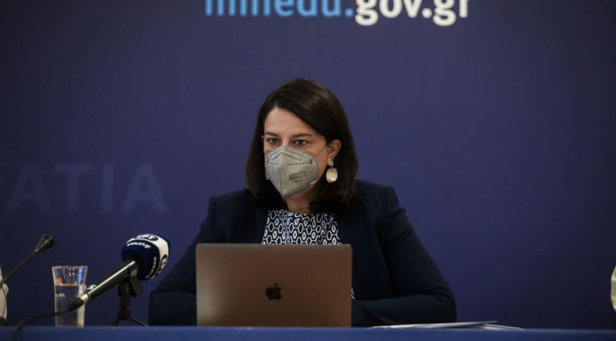 Αναβάθμιση του σχολείου και ενδυνάμωση των εκπαιδευτικών” – 17 ερωτήσεις & απαντήσεις για το νέο νομοσχέδιο του ΥΠΑΙΘ