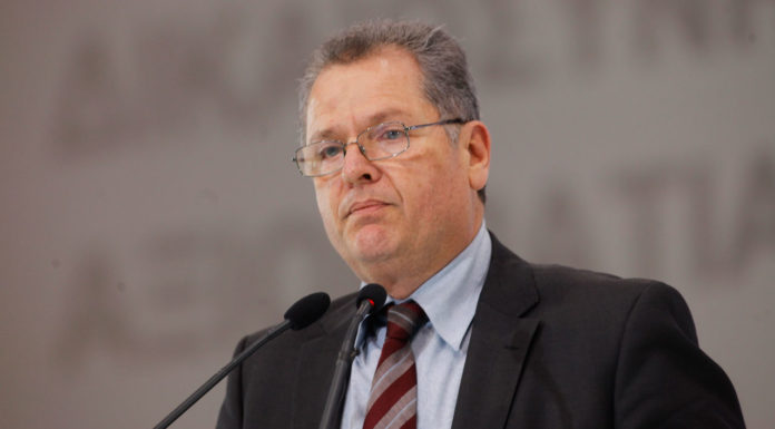 Το τελευταίο λάθος… Του Παντελή Οικονόμου