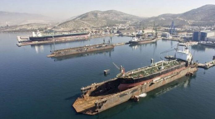 Θετικοί οιωνοί για την οικονομία, ενεργοποιείται το εφοπλιστικό κεφάλαιο, προχωρούν οι επενδύσεις