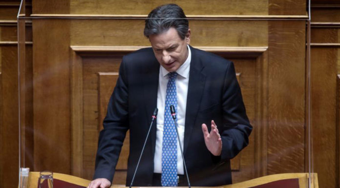 Και ο κ. Σκυλακάκης εν μέσω καύσωνος… Του Στέφανου Μάνου