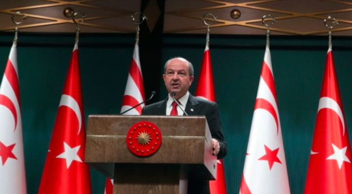 Λευκωσία: Αφαιρούνται τα διαβατήρια της Κυπριακής Δημοκρατίας από τον Ερσίν Τατάρ και στελέχη του ψευδοκράτους