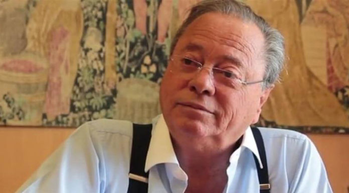 Βασίλης Κουρτάκης – Ο άνθρωπος που δεν έβαλε νερό στο κρασί του